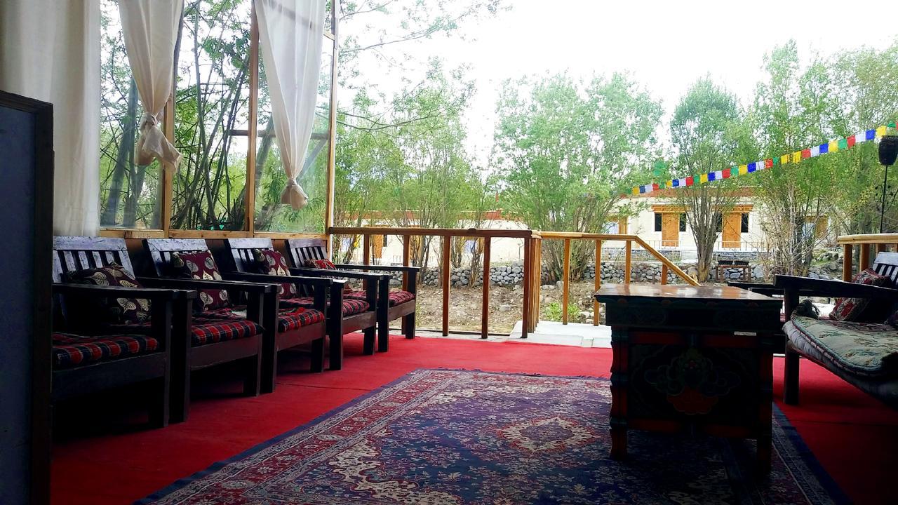 Lotus Eco Resort Hundar Exteriör bild
